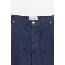 AMI INDIGO LOOSE BERMUDA SHORTS